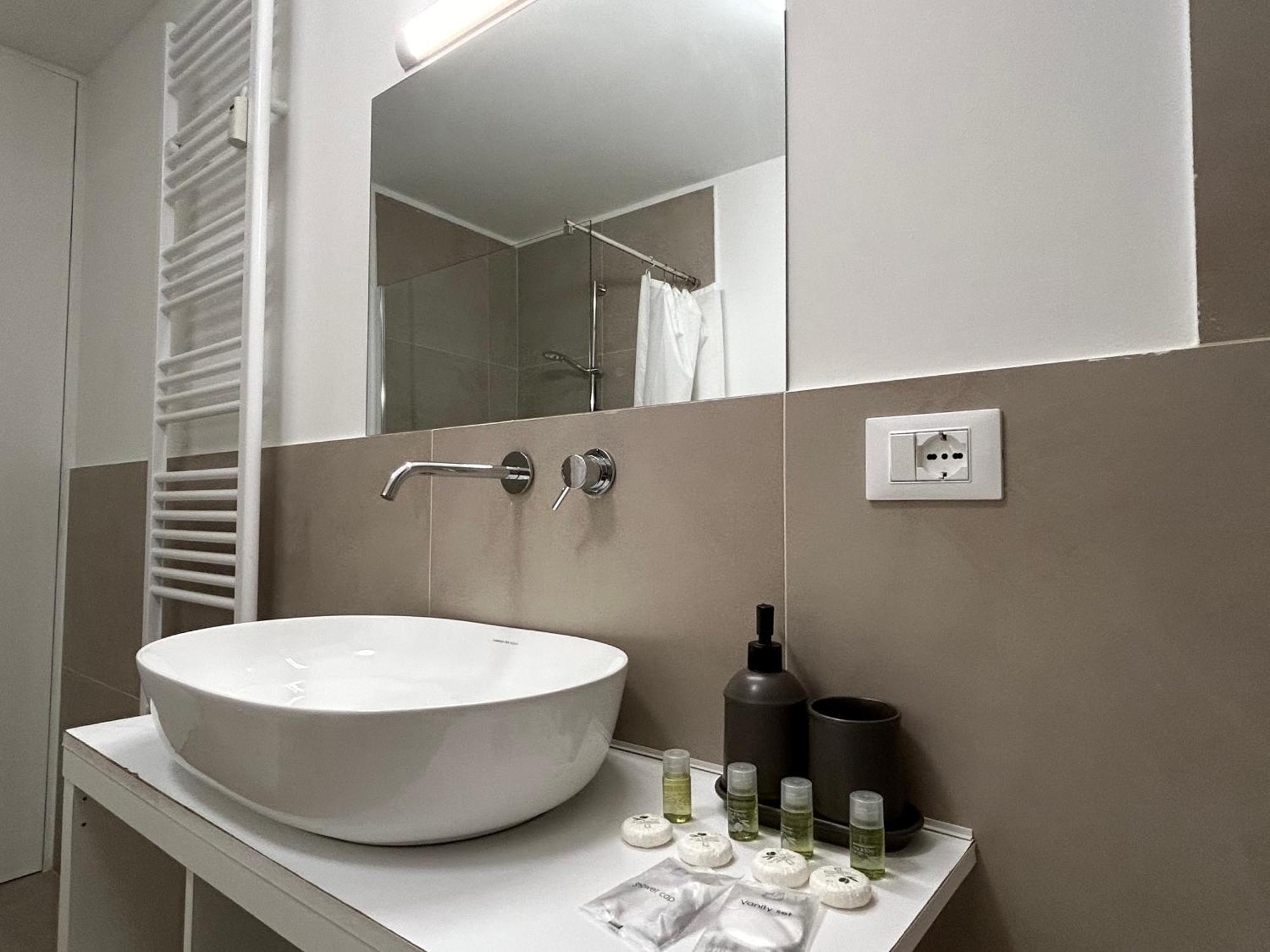 Open Space2 D'Apulia11 Apartment Милано Екстериор снимка